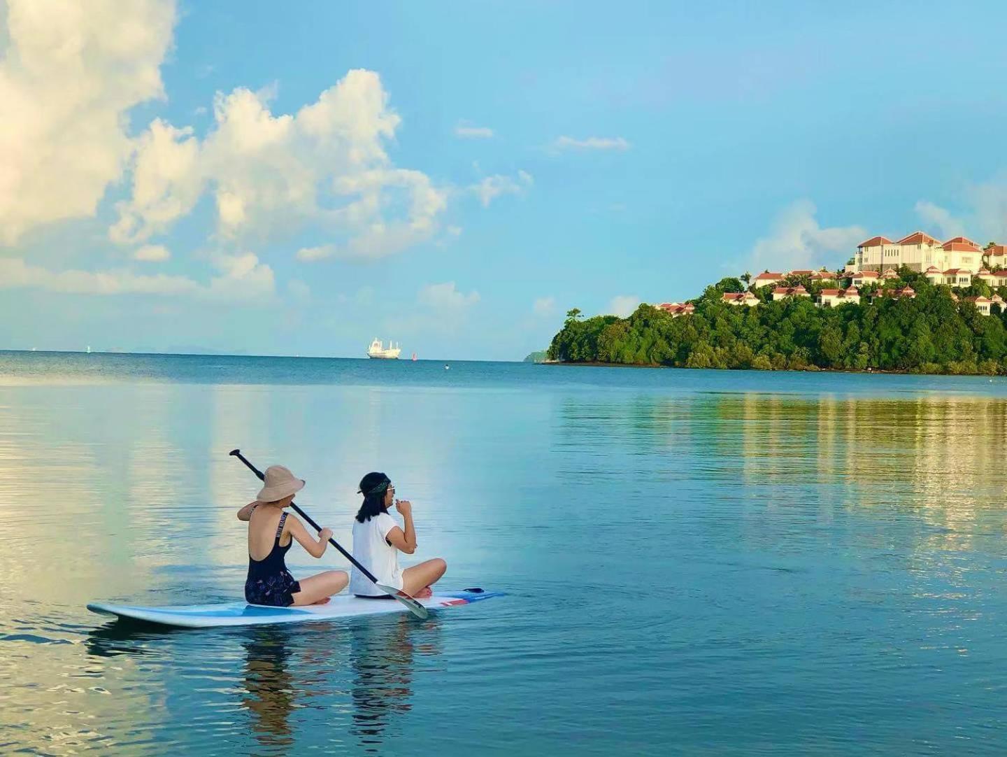 Charcoal Panwa Beach Phuket Ban Tha Khreng Exterior photo
